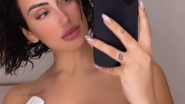 Franncchii Onlyfans Leaks – Nude Big Boobs in Miror So Great