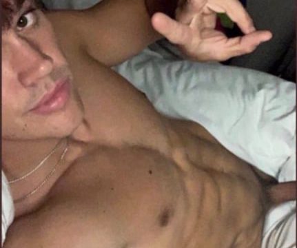 Noah Beck Leak – Hot Video Nude Tease Cock On Bed !!!